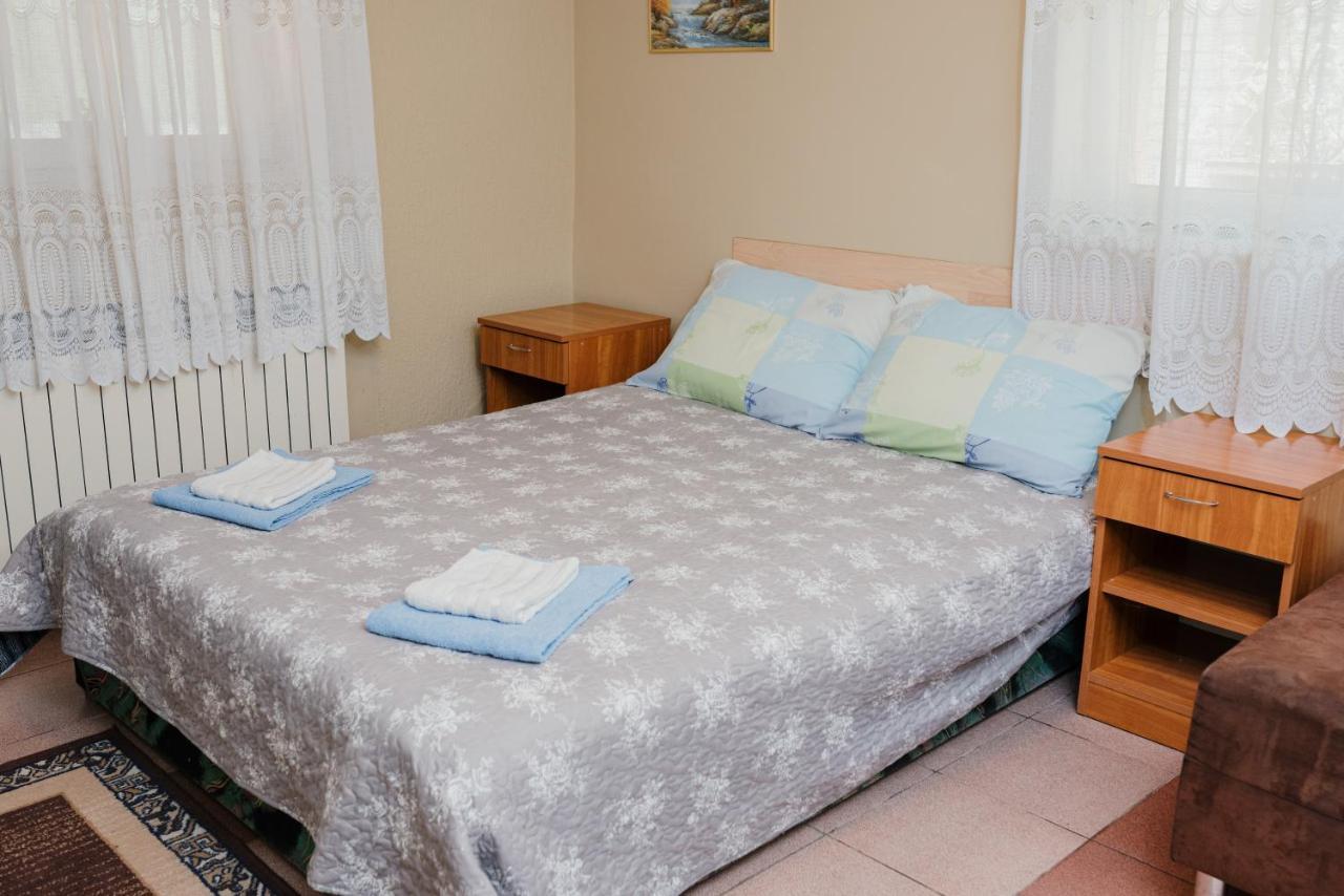 Vila Verona Sobe Palic Exterior photo