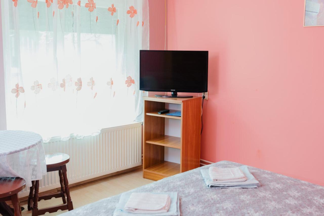 Vila Verona Sobe Palic Exterior photo